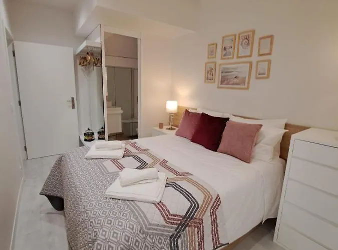 Cantinho Figueiras * Nazaré